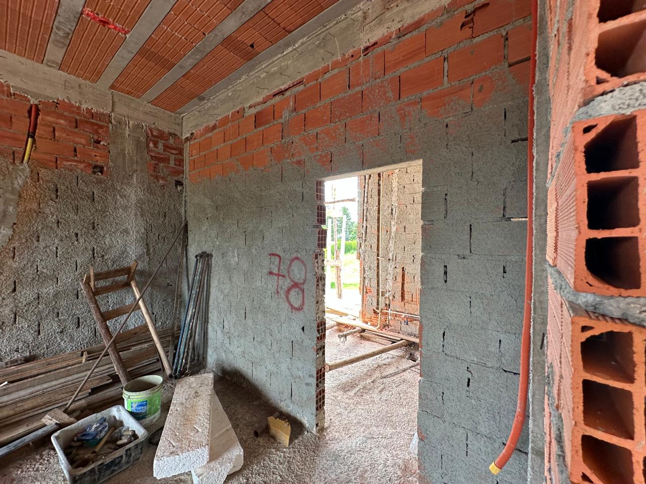 WhatsApp Image 2024-05-22 at 11.38.45 (11)